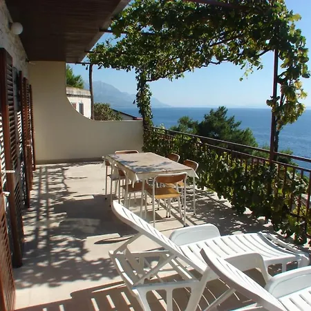 Apartment Zana Pisak