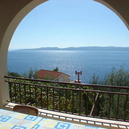 Zana Apartment